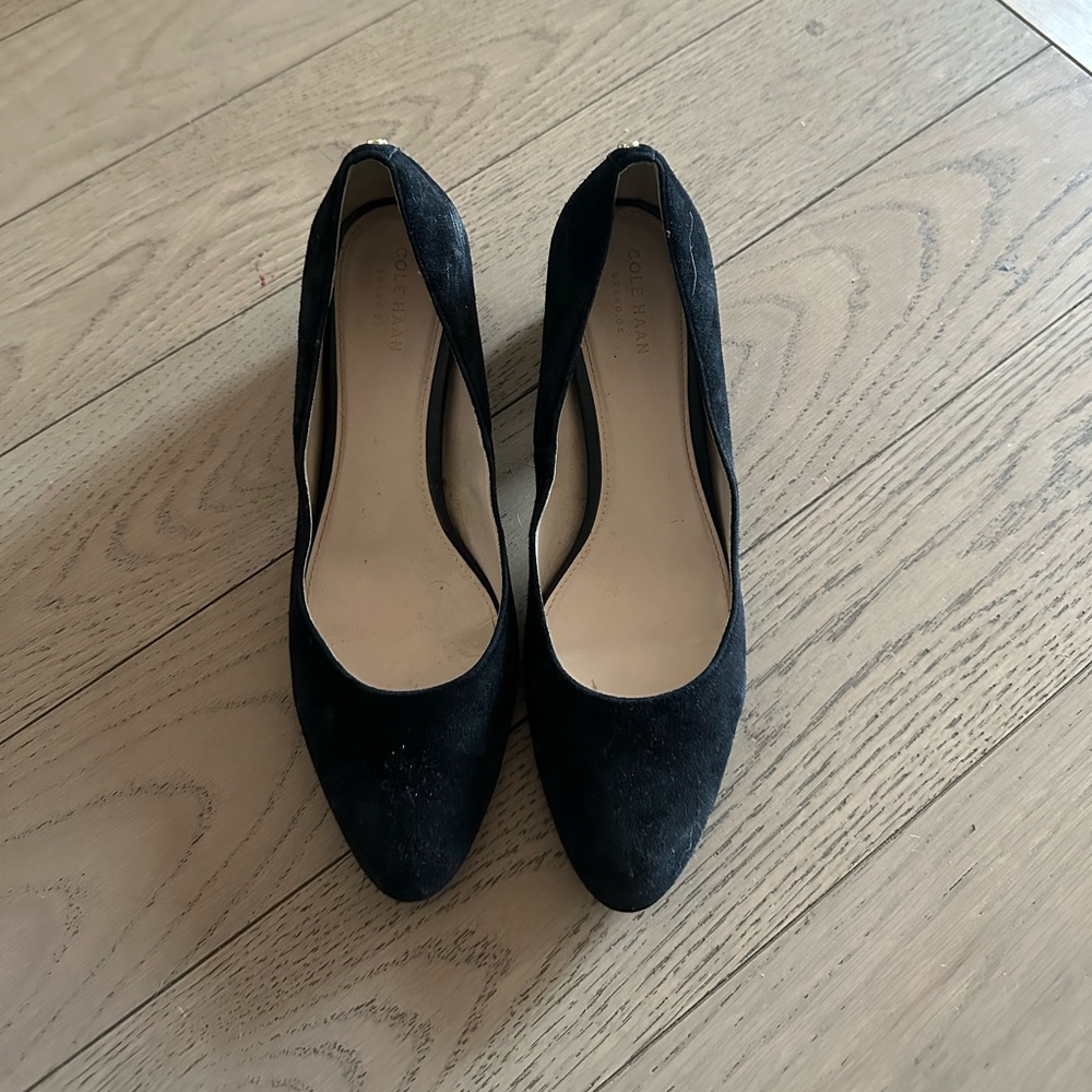 Cole haan suede pumps, leather